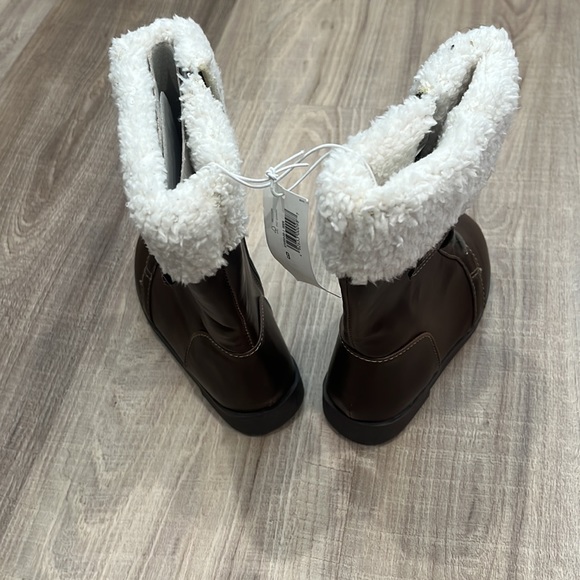 Baby Boots Size 9 - Picture 4 of 5